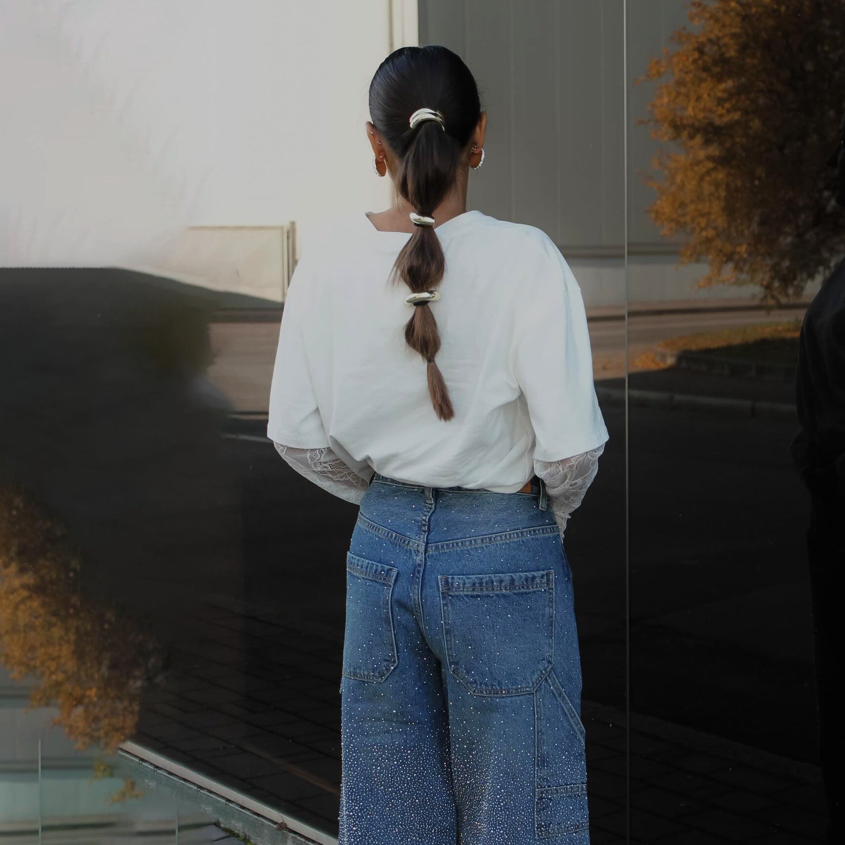 Léa – The Starry Oversized Jeans That Shine Under the Moonlight