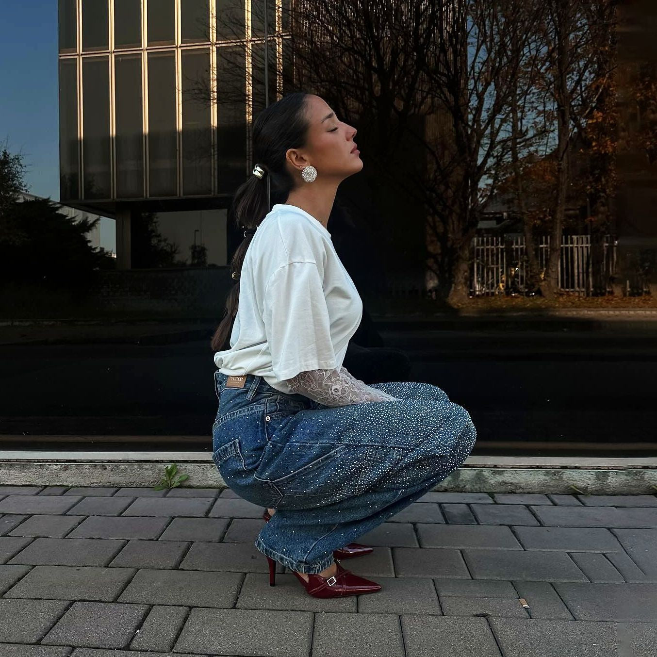 Léa – The Starry Oversized Jeans That Shine Under the Moonlight